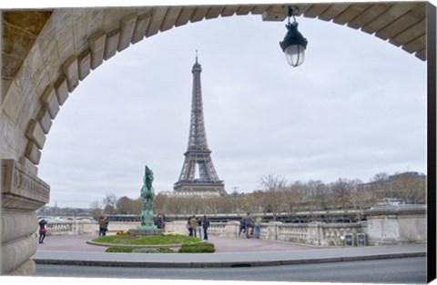 Framed Eiffel Tower from Viaduc de Passy in Paris Print