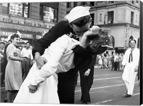 Framed Kissing the War Goodbye in Times Square, 1945 (detail) Print