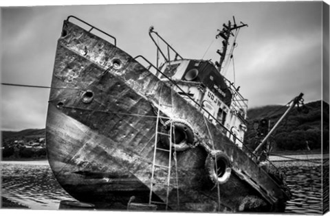 Framed Shipwreck Print