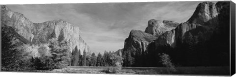 Framed Mountains in Yosemite National Park, California Print