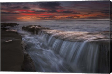 Framed Cortina de Agua Print