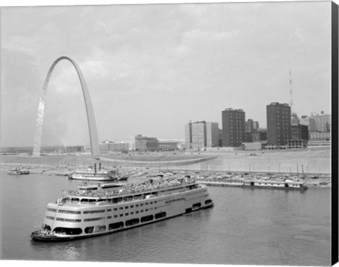 Framed 1960s St. Louis Missouri Gateway Arch Skyline Print