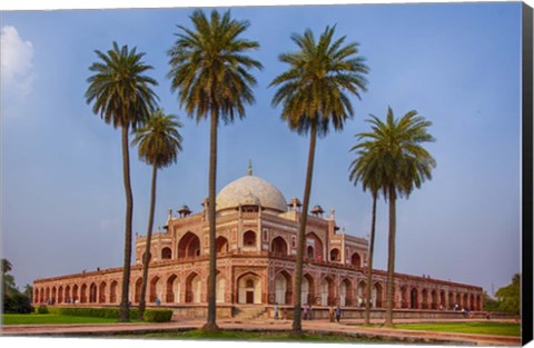 Framed Exterior view of Humayun&#39;s Tomb in New Delhi, India Print