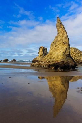 Framed Wizard&#39;s Hat Formation At Bandon Beach, Oregon Print