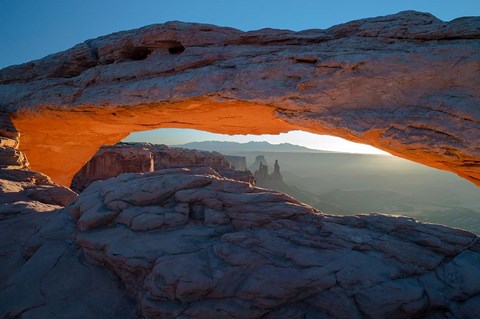 Framed Overlook Vista Through Mesa Arch, Utah Print