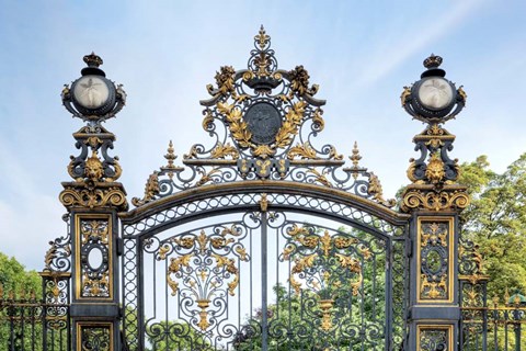 Framed Park Monceau Gates Print