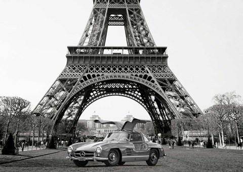 Framed Roadster Under the Eiffel Tower (BW) Print