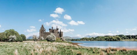 Framed Kilchurn Castle Print