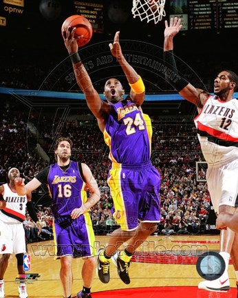 Framed Kobe Bryant 2011-12 Action Print