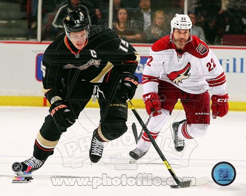 Framed Ryan Getzlaf 2011-12 Action Print