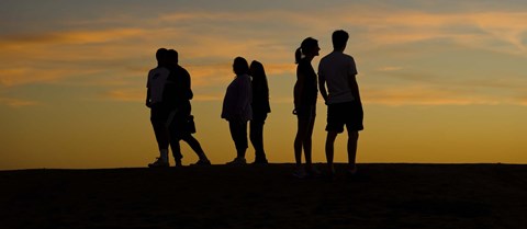 Framed Silhouette of people on a hill, Baldwin Hills Scenic Overlook, Los Angeles County, California, USA Print