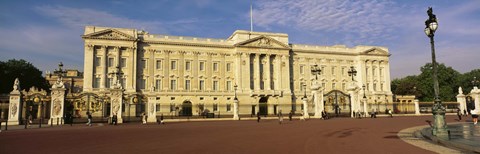 Framed Facade of a palace, Buckingham Palace, London, England Print