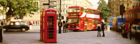 Framed Phone Box, Trafalgar Square Afternoon, London, England, United Kingdom Print