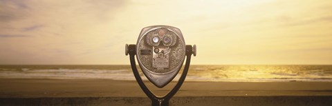 Framed Mechanical Viewer, Pacific Ocean, California, USA Print