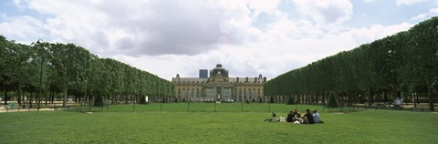 Framed Facade of a building, Ecole Militaire, Place Joffre, Eiffel Tower, Paris, Ile-de-France, France Print