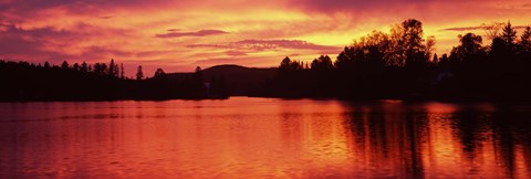 Framed Lake at sunset, Vermont, USA Print