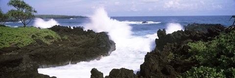 Framed Waves breaking at the coast, Hana Coast, Black Sand Beach, Hana Highway, Waianapanapa State Park, Maui, Hawaii, USA Print