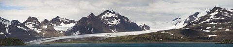 Framed Bay in front of snow covered mountains, Grace Glacier, Salisbury Plain, Bay of Isles, South Georgia Island Print