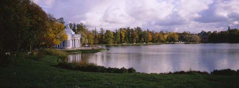 Framed Palace at the lakeside, Catherine Palace, Pushkin, St. Petersburg, Russia Print