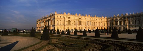 Framed Formal garden in front of a castle, Chateau de Versailles, Versailles, Paris, Ile-de-France, France Print