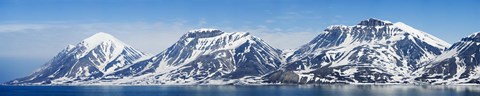 Framed Ocean with a mountain range in the background, Bellsund, Spitsbergen, Svalbard Islands, Norway Print