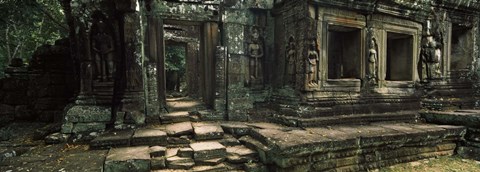 Framed Ruins of a temple, Banteay Kdei, Angkor, Cambodia Print