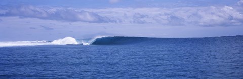 Framed Waves in the sea, Indonesia Print