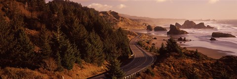 Framed Highway along a coast, Highway 101, Pacific Coastline, Oregon, USA Print