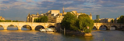 Framed Arch bridge over a river, Pont Neuf, Seine River, Isle de la Cite, Paris, Ile-de-France, France Print