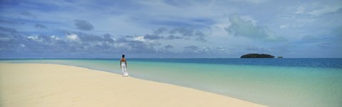 Framed Woman in distance on sandbar, Aitutaki, Cook Islands Print