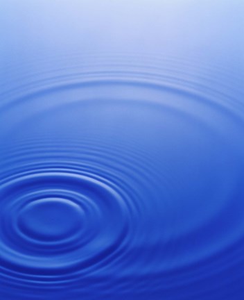 Framed Rings in deep blue water Print