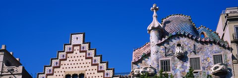 Framed Low angle view of a building, Casa Batllo, Passeig De Gracia, Barcelona, Catalonia, Spain Print