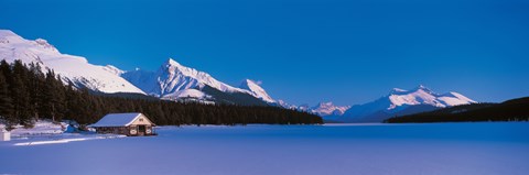 Framed Maligne Lake &amp; Canadian Rockies Alberta Canada Print