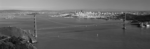 Framed Golden Gate Bridge, San Francisco (black &amp; white) Print