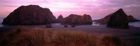 Framed Rock formations on Myers Creek Beach, Oregon Print