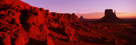 Framed Butte rock formations at Monument Valley, Arizona Print