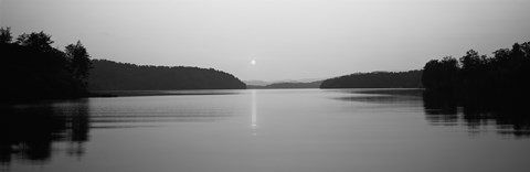 Framed Reflection of sun in a lake, Lake Chatuge, Western Mountains, North Carolina, USA Print