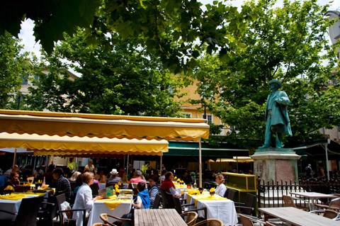 Framed People in a restaurant, Place Du Forum, Arles, Bouches-Du-Rhone, Provence-Alpes-Cote d&#39;Azur, France Print