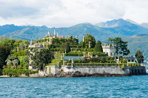 Framed Isola Bella, Stresa, Borromean Islands, Lake Maggiore, Piedmont, Italy Print