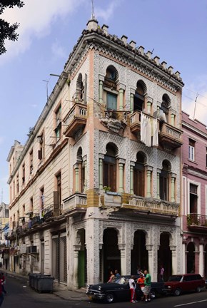 Framed Buildings along the street, Havana, Cuba Print