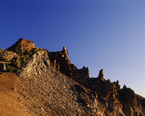 Framed Hillman Peak crags at sunrise, Crater Lake National Park, Oregon, USA Print