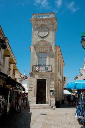 Framed Museum of popular arts, Musee Baroncelli, Avenue Victor Hugo, Saintes-Maries-De-La-Mer, Provence-Alpes-Cote d&#39;Azur, France Print