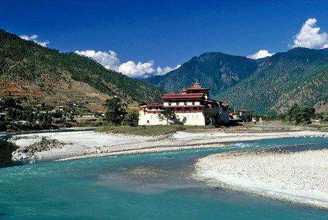 Framed Bhutan, Punaka, Mo Chhu, Punaka Dzong, Monastery Print