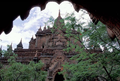 Framed Htilominlo Pahto, Myanmar Print