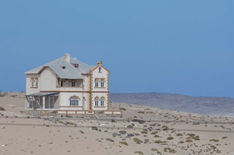 Framed Namibia, Kolmanskop, diamond mining ghost town Print