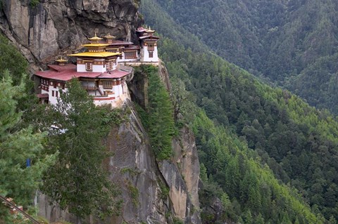 Framed Tiger&#39;s Nest Dzong Perched on Edge of Steep Cliff, Paro Valley, Bhutan Print