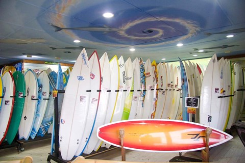 Framed Surf shop, Jeffrey&#39;s Bay, South Africa Print