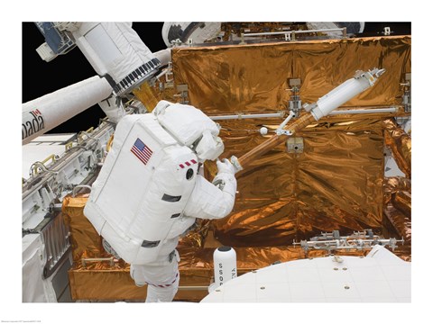 Framed Astronaut works with the Hubble Space Telescope in the cargo bay of Atlantis Print
