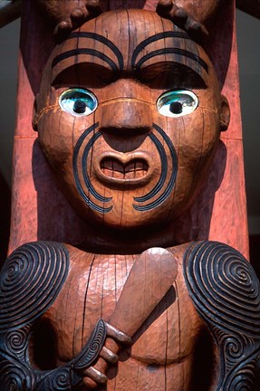 Framed Maori Carving on Arataki Visitors Centre, Waitakere Ranges, Auckland Print