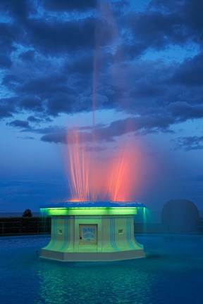 Framed Fountain, Marine Parade, Napier, Hawkes Bay, New Zealand Print